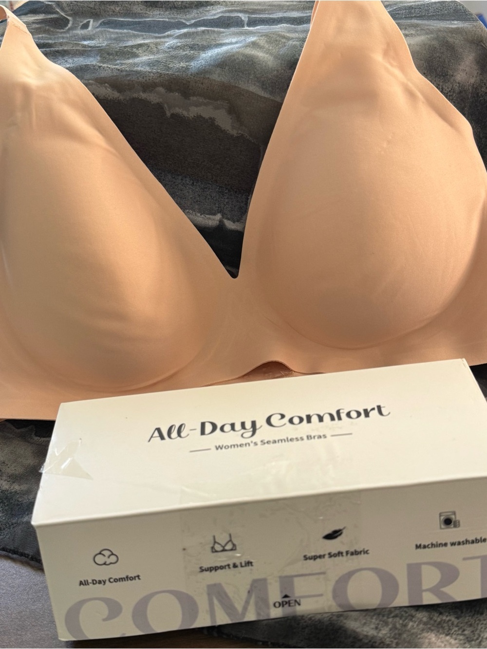 Seamless Bra in Nude - Light Support